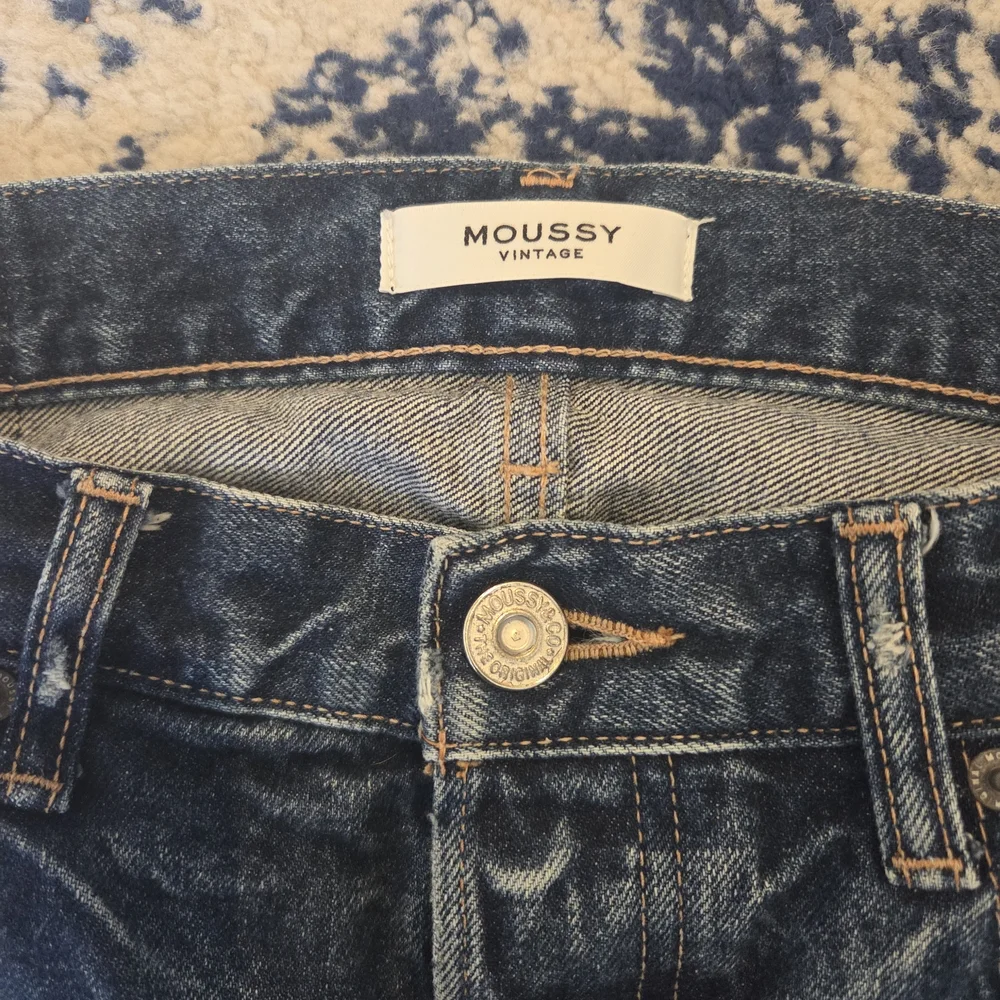 Moussy Dark Blue Ankle Jeans - Picture 8 of 9